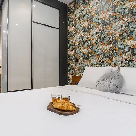 Lumina Cozy In Center