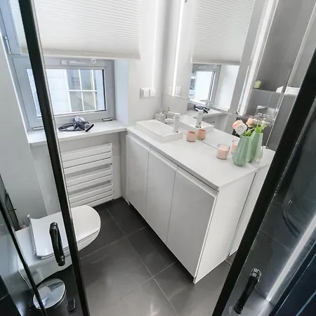 Lumina Cozy In Center